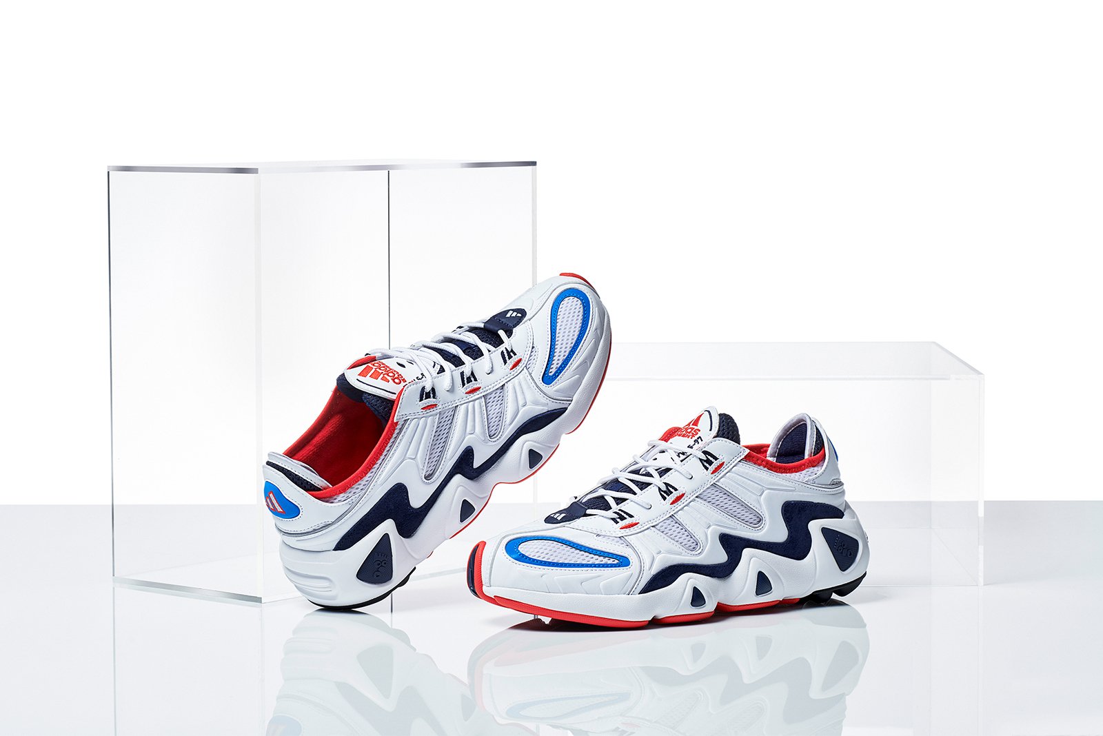 G27704,FYW S-97,adidas G27704 穿越 22 年的经典!adidas「天足」跑鞋首次回归! G27704,FYW S-97,adidas G27704 穿越 22 年的经典!adidas「天足」跑鞋首次回归!