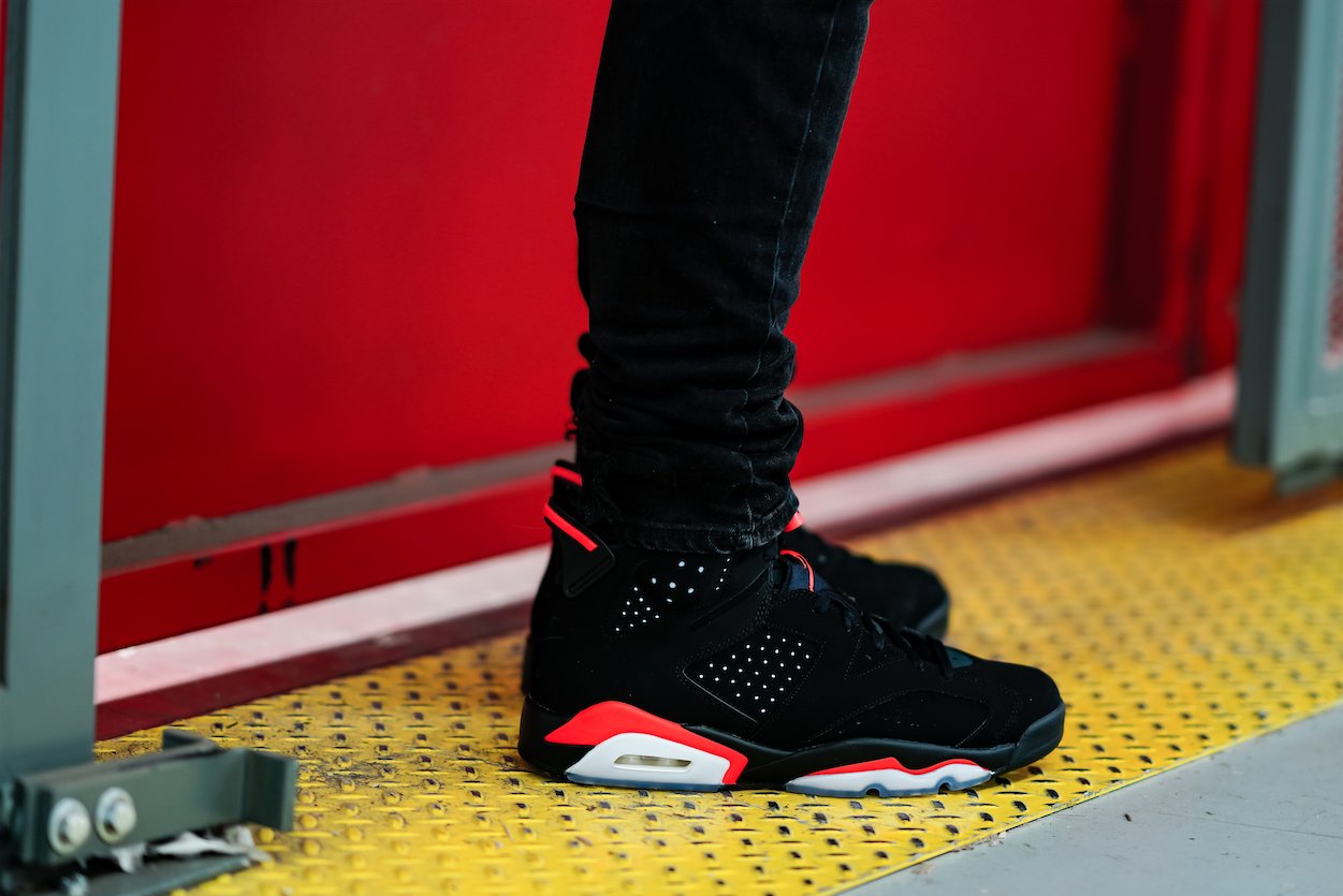 Air Jordan 6,AJ6,384664-060,发售 黑红 Air Jordan 6 上脚美图抢先看!下周六将正式发售 Air Jordan 6,AJ6,384664-060,发售 黑红 Air Jordan 6 上脚美图抢先看!下周六将正式发售