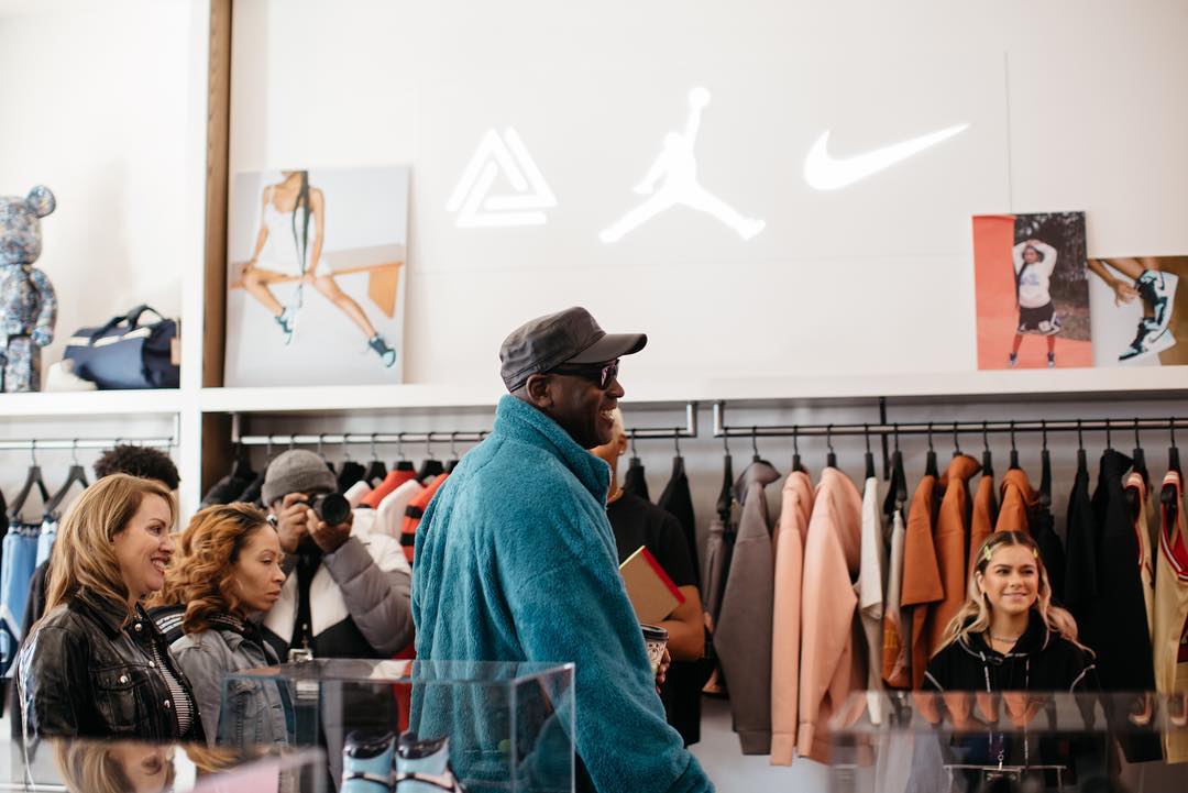 Travis Scott,AJ1,Air Jordan 1, 乔丹上脚反钩 Travis Scott x AJ1!这双鞋预售都已经上万了! Travis Scott,AJ1,Air Jordan 1, 乔丹上脚反钩 Travis Scott x AJ1!这双鞋预售都已经上万了!