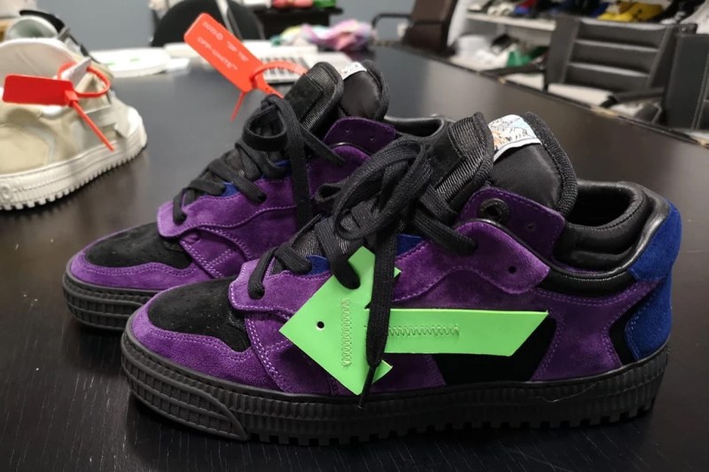 OFF-WHITE,发售 “紫龙虾” 还是 “欧洲限定”?OFF-WHITE 主线同样不容错过! OFF-WHITE,发售 “紫龙虾” 还是 “欧洲限定”?OFF-WHITE 主线同样不容错过!