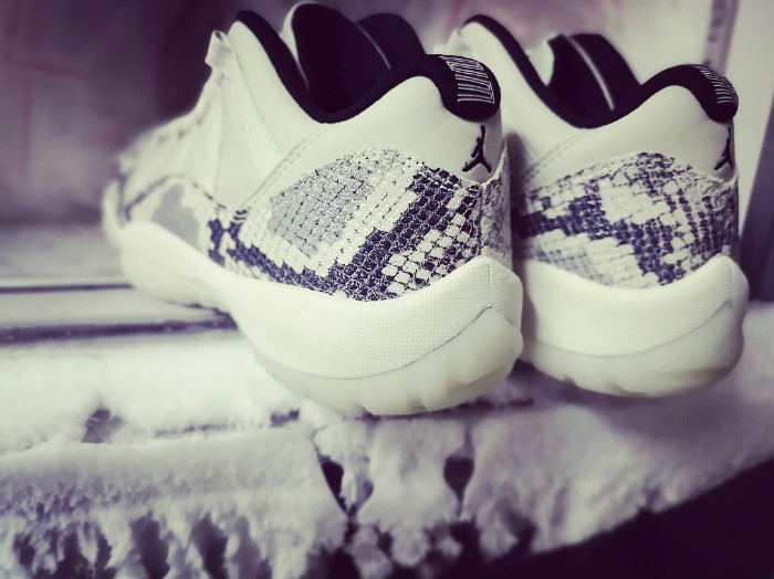 Air Jordan 11,Air Jordan 11 Lo 实物首次曝光!白蛇 Air Jordan 11 Low 将于近期发售! Air Jordan 11,Air Jordan 11 Lo 实物首次曝光!白蛇 Air Jordan 11 Low 将于近期发售!