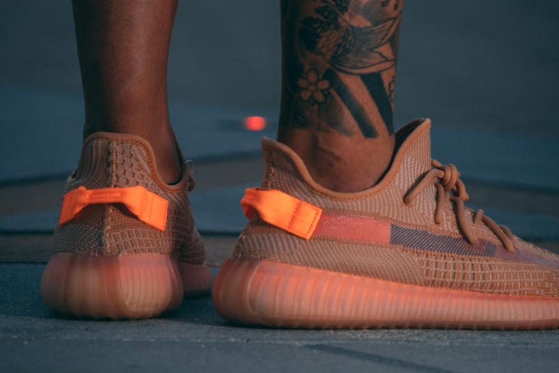 Yeezy,yeezy 350 v2,adidas,clay 上脚美图来了!酷似兵马俑的 Yeezy 350 V2 将于三月发售 Yeezy,yeezy 350 v2,adidas,clay 上脚美图来了!酷似兵马俑的 Yeezy 350 V2 将于三月发售