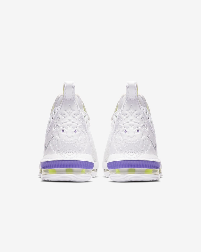 Nike,LeBron 16,LBJ16,Buzz Ligh 都想要的巴斯光年来啦!全新 Nike LeBron 16 美国官网率先发售 Nike,LeBron 16,LBJ16,Buzz Ligh 都想要的巴斯光年来啦!全新 Nike LeBron 16 美国官网率先发售
