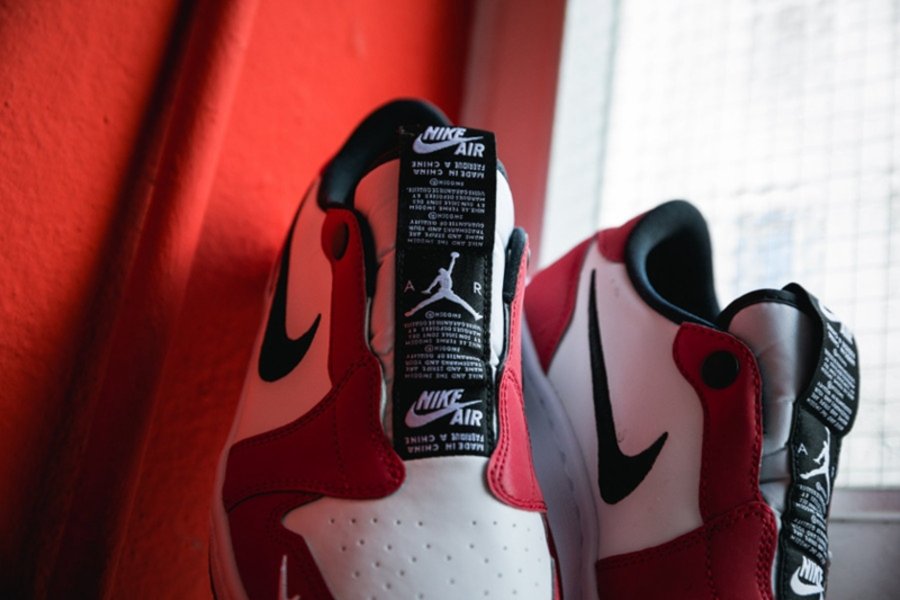AJ1,AJ1 Low,Air Jordan 1 Low S 高于原价不少!芝加哥 AJ1 Low 竟暗藏全身 3M 反光! AJ1,AJ1 Low,Air Jordan 1 Low S 高于原价不少!芝加哥 AJ1 Low 竟暗藏全身 3M 反光!