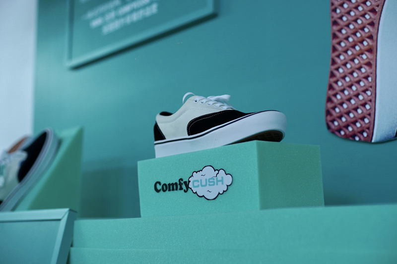 Vans,Comfycush,era 为了这个全新科技,Vans 竟然打造了一所「高中」! Vans,Comfycush,era 为了这个全新科技,Vans 竟然打造了一所「高中」!