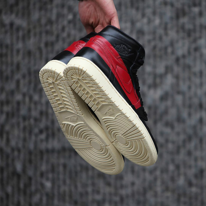 Air Jordan 1,AJ1,Couture Defia 国内即将发售!黑红「新禁穿」Air Jordan 1 实物美图欣赏 Air Jordan 1,AJ1,Couture Defia 国内即将发售!黑红「新禁穿」Air Jordan 1 实物美图欣赏