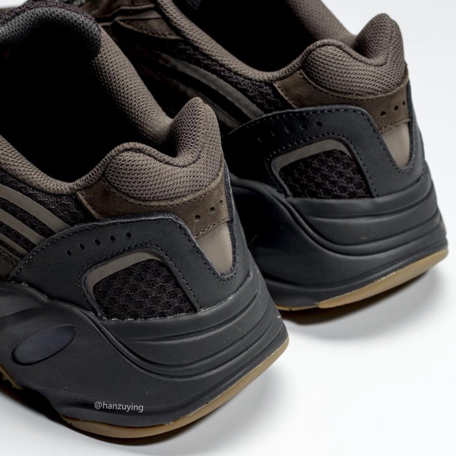 Geode,Yeezy,Boost,700,V2 目前最清晰实物图释出!深色系 Yeezy 700 V2 将于本月发售! Geode,Yeezy,Boost,700,V2 目前最清晰实物图释出!深色系 Yeezy 700 V2 将于本月发售!