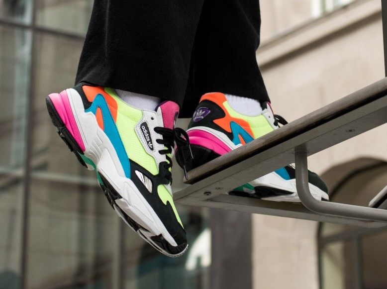 adidas,Falcon,发售,CG6210 炫目荧光色装扮!adidas Falcon 全新配色下月发售 adidas,Falcon,发售,CG6210 炫目荧光色装扮!adidas Falcon 全新配色下月发售