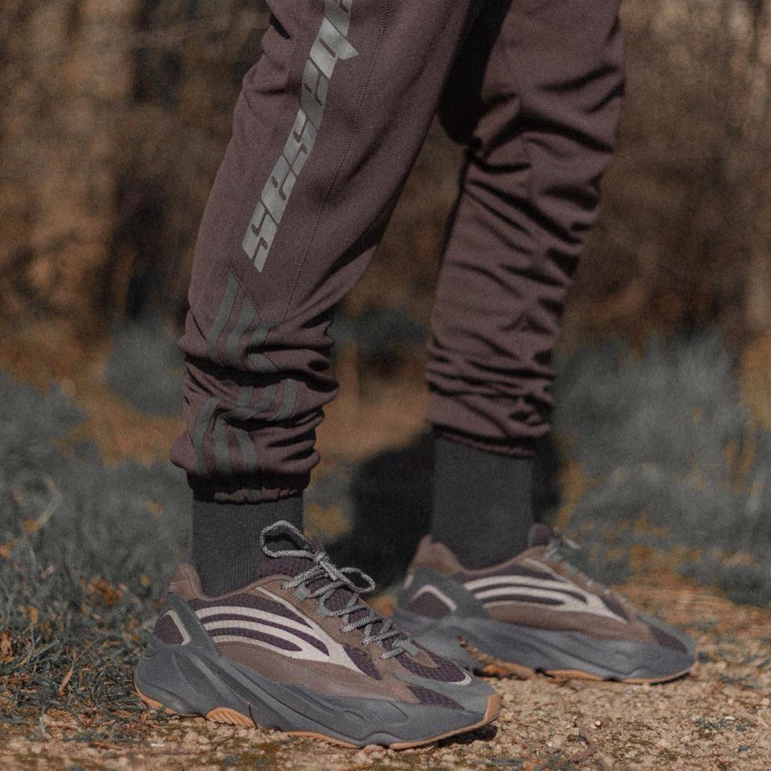 Yeezy 700 V2,geode,发售 本月最后一双了!Yeezy 700 V2 “Geode” 下周六发售 Yeezy 700 V2,geode,发售 本月最后一双了!Yeezy 700 V2 “Geode” 下周六发售