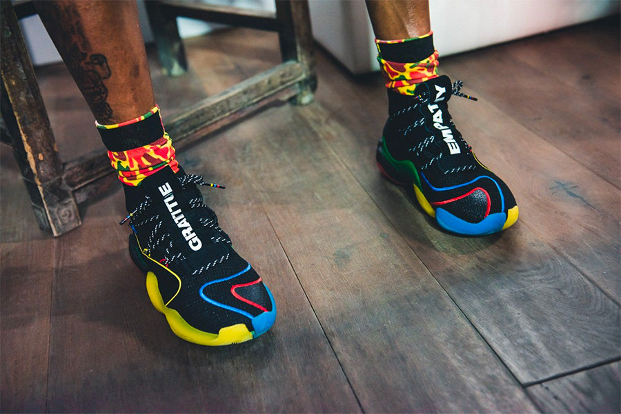 Crazy BYW X,adidas,Pharrell 菲董的亲着鞋款!眼馋许久的 Crazy BYW X 带来一双小白鞋! Crazy BYW X,adidas,Pharrell 菲董的亲着鞋款!眼馋许久的 Crazy BYW X 带来一双小白鞋!
