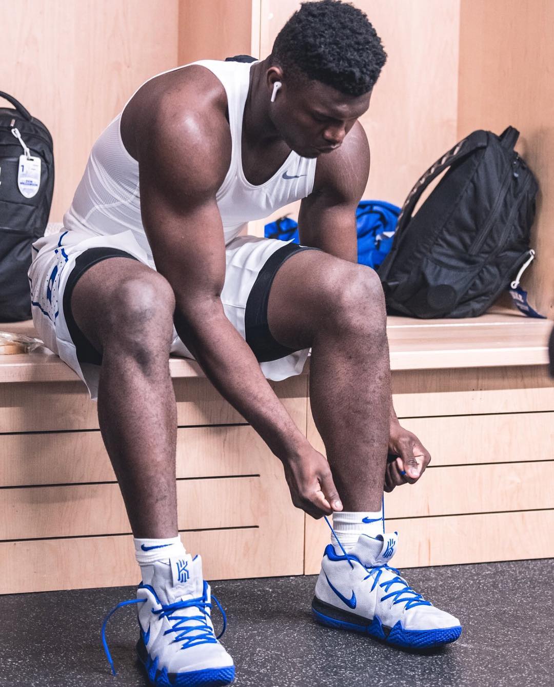Nike,PG2.5,Zion 追究到底!Nike 将对蔡恩踩穿的 PG 2.5 回收并解剖处理 Nike,PG2.5,Zion 追究到底!Nike 将对蔡恩踩穿的 PG 2.5 回收并解剖处理