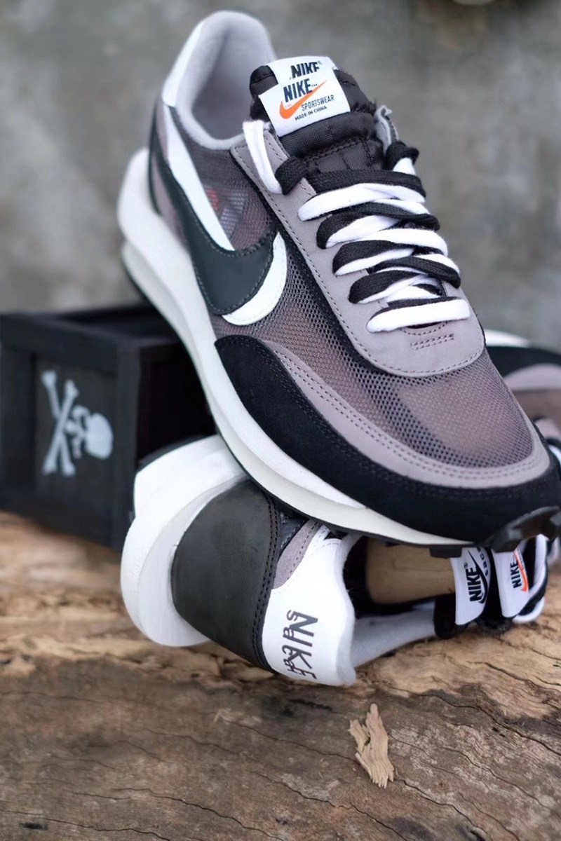 Sacai,Nike,LDV With Waffle Day 市场价格近万元!Sacai x Nike 全新配色实物首次曝光 Sacai,Nike,LDV With Waffle Day 市场价格近万元!Sacai x Nike 全新配色实物首次曝光