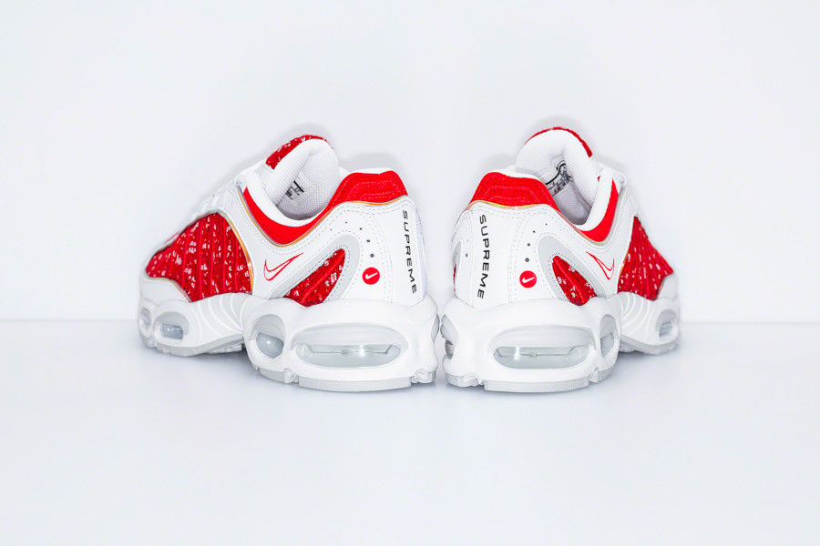 AT3854-100,Supreme,Tailwind,Ni AT3854-100 官网发售提醒:Supreme 联名、超人气小青蛙、耐高冠军黑金 AT3854-100,Supreme,Tailwind,Ni AT3854-100 官网发售提醒:Supreme 联名、超人气小青蛙、耐高冠军黑金