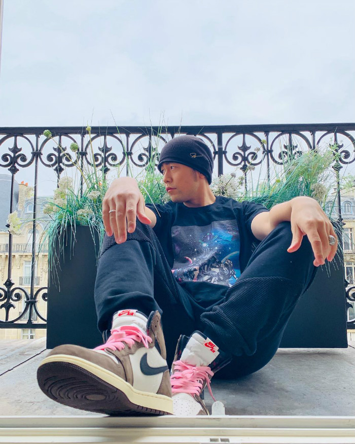 Travis Scott,AJ1,Air Jordan 1, 周董又来晒鞋!这次是市价破万的天价联名 Air Jordan 1 Travis Scott,AJ1,Air Jordan 1, 周董又来晒鞋!这次是市价破万的天价联名 Air Jordan 1