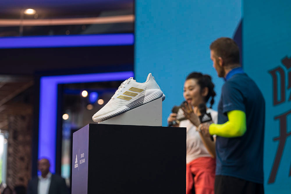 贝克汉姆,侃爷,与,adidas,的,联手,可以说,将, adidas 联名贝克汉姆!今夏「最清爽」的跑鞋来了! 贝克汉姆,侃爷,与,adidas,的,联手,可以说,将, adidas 联名贝克汉姆!今夏「最清爽」的跑鞋来了!