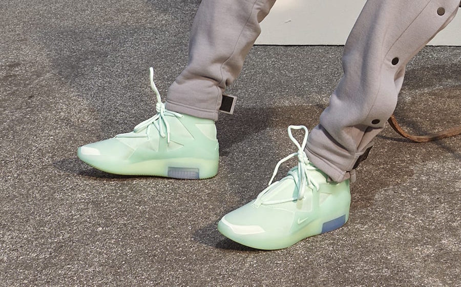 Fear of God,Nike,发售 Fear of God x Nike 联名即将发售!不仅有新鞋,还有服饰! Fear of God,Nike,发售 Fear of God x Nike 联名即将发售!不仅有新鞋,还有服饰!