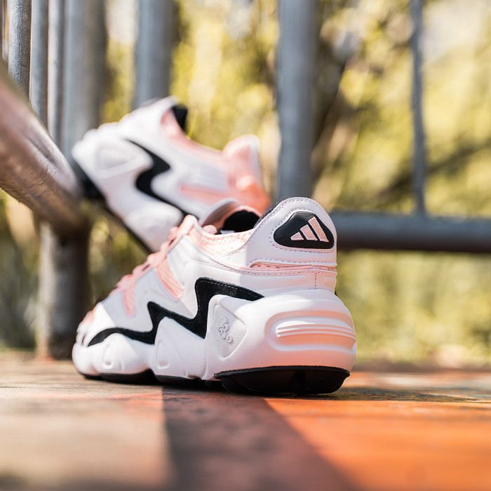 adidas,FYW S-97,G27986,EF2044 令人着迷的「天足跑鞋」!adidas FYW S-97 官网现已发售 adidas,FYW S-97,G27986,EF2044 令人着迷的「天足跑鞋」!adidas FYW S-97 官网现已发售