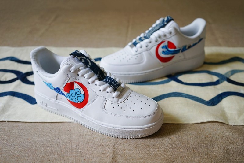 Air Force 1,AF1,Nike,Simple Un 海浪 + 祥云 Swoosh!这双定制 Air Force 1 现在还能买到! Air Force 1,AF1,Nike,Simple Un 海浪 + 祥云 Swoosh!这双定制 Air Force 1 现在还能买到!