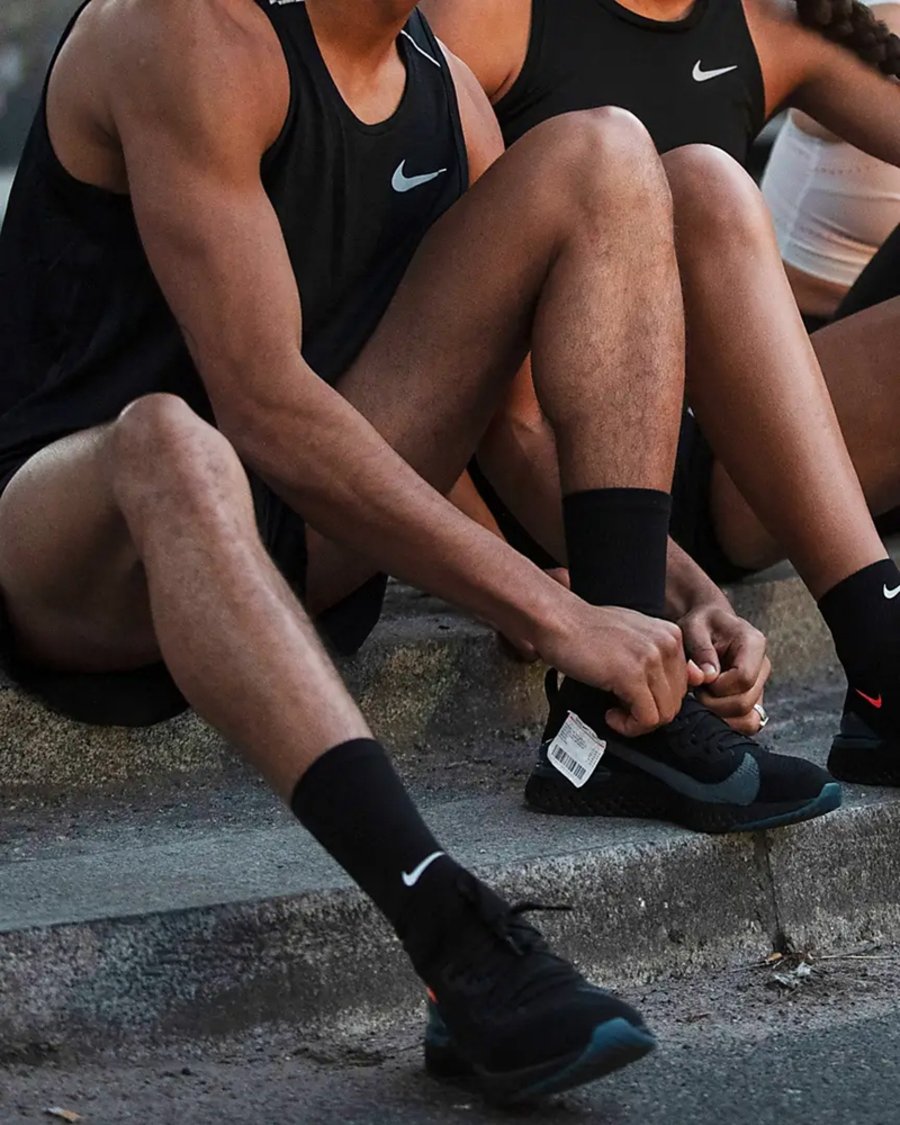 Nike,epic React,Flyknit 2,CI19 价签外露 + 超大 Swoosh!Nike 这双「跨界联名」也太会玩了吧! Nike,epic React,Flyknit 2,CI19 价签外露 + 超大 Swoosh!Nike 这双「跨界联名」也太会玩了吧!