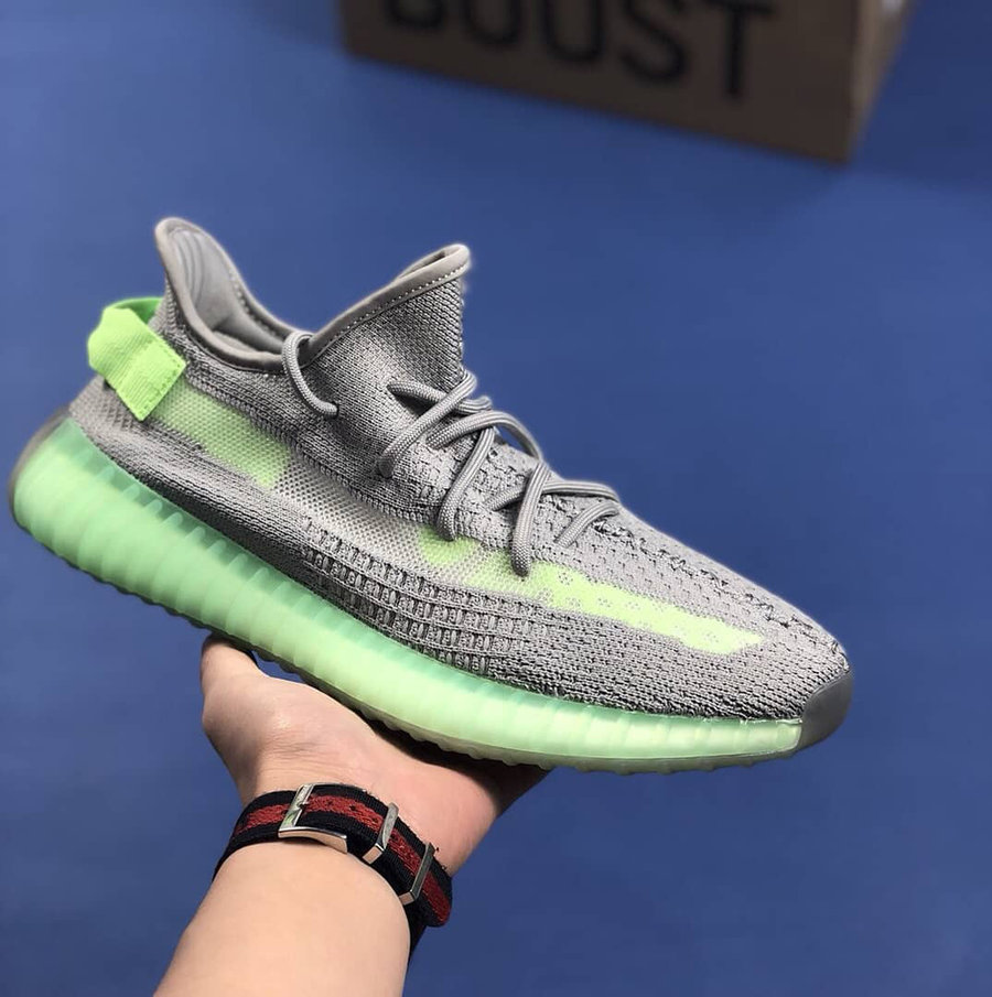 Yeezy,Yeezy 350 V2,发售 Yeezy 350 V2 再曝三双新配色!这次真的挑花眼了... Yeezy,Yeezy 350 V2,发售 Yeezy 350 V2 再曝三双新配色!这次真的挑花眼了...