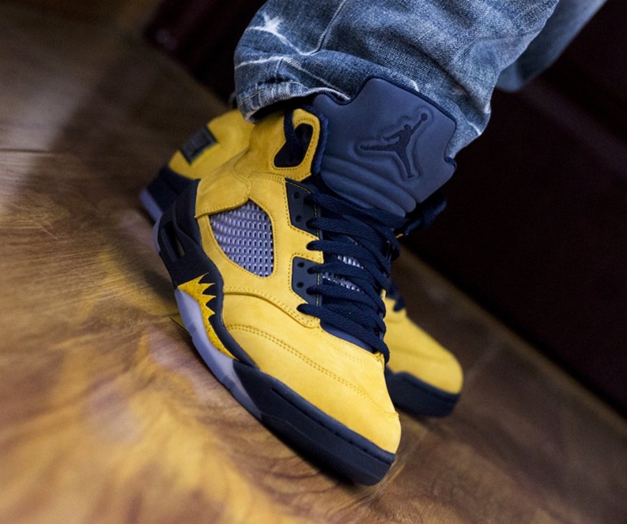 Air Jordan 5,AJ5,发售,Inspire,CQ 预售 2000+!来看看国内跳票的「密西根 AJ5」实物有多美! Air Jordan 5,AJ5,发售,Inspire,CQ 预售 2000+!来看看国内跳票的「密西根 AJ5」实物有多美!