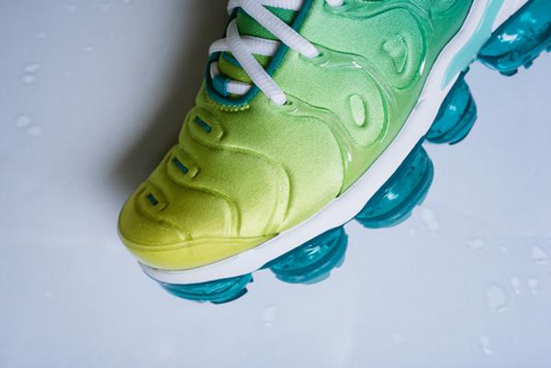 Nike,Air Vapormax Plus,CI9900- 想在夏日街头吸睛又舒适!这双鞋怕是最佳选择! Nike,Air Vapormax Plus,CI9900- 想在夏日街头吸睛又舒适!这双鞋怕是最佳选择!