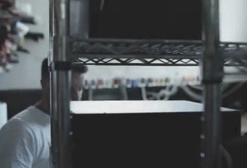 Air Jordan 4,定制 这双黑红 AJ4 你一定没见过!奢华超乎想象! Air Jordan 4,定制 这双黑红 AJ4 你一定没见过!奢华超乎想象!