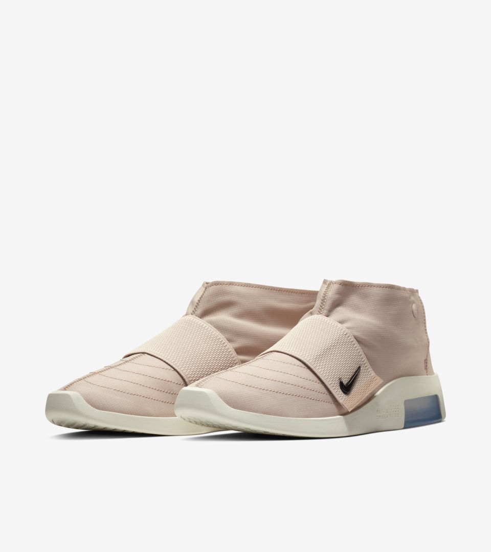 Fear of God,Nike,Moc,发售 黑白、白粉 Air Fear of God Moc 同时登场!小姐姐们要馋哭了! Fear of God,Nike,Moc,发售 黑白、白粉 Air Fear of God Moc 同时登场!小姐姐们要馋哭了!