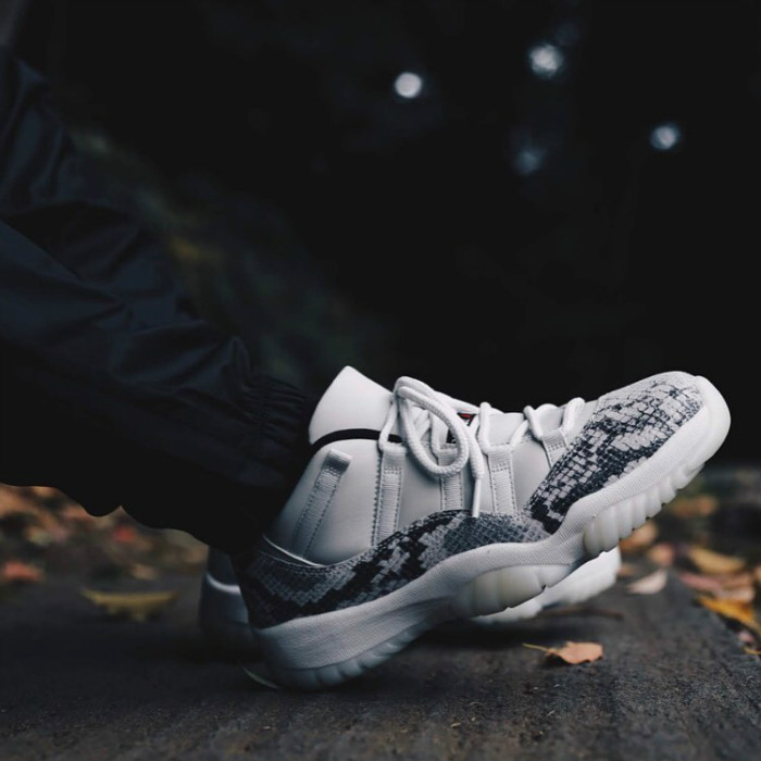 Air Jordan 11 Low,AJ11,Light B 白蛇 Air Jordan 11 Low 全新上脚美图!官网周末发售! Air Jordan 11 Low,AJ11,Light B 白蛇 Air Jordan 11 Low 全新上脚美图!官网周末发售!