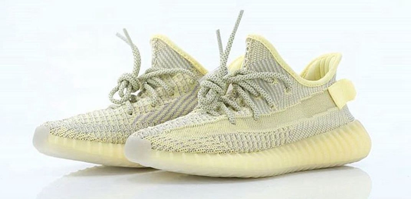 Yeezy Boost 350 V2, 还有黄油侧透?又一双 Yeezy 350 V2 实物图曝光! Yeezy Boost 350 V2, 还有黄油侧透?又一双 Yeezy 350 V2 实物图曝光!