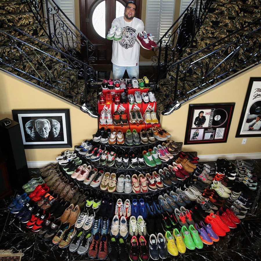 上脚,Air Jordan,Jordan,Nike 全球最强球鞋收藏家之一!一堆十几万的球鞋随便穿! 上脚,Air Jordan,Jordan,Nike 全球最强球鞋收藏家之一!一堆十几万的球鞋随便穿!