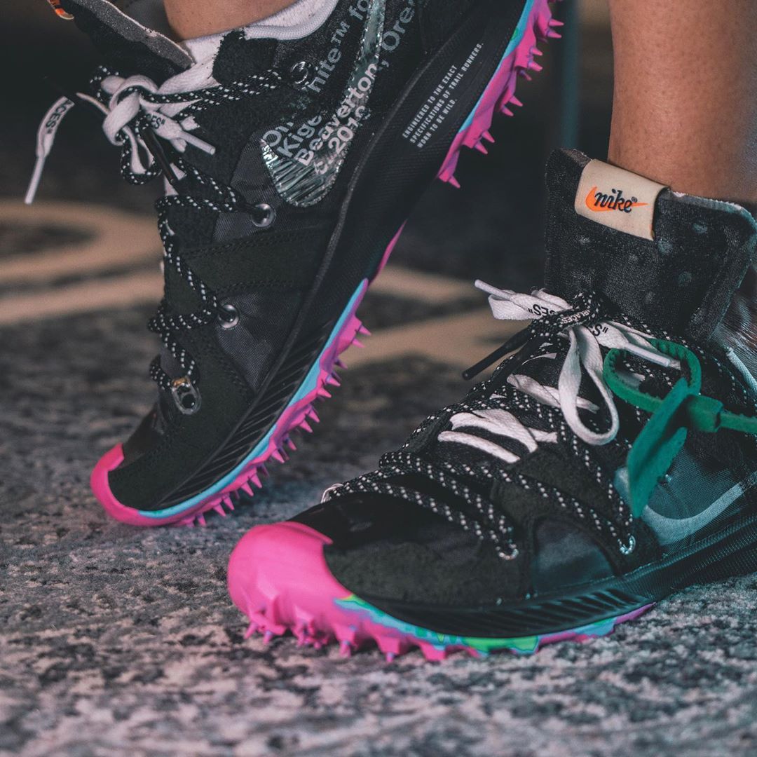 OFF-WHITE,Nike,上脚 本月底正式发售!来看看 OFF-WHITE x Nike 的全新上脚照! OFF-WHITE,Nike,上脚 本月底正式发售!来看看 OFF-WHITE x Nike 的全新上脚照!