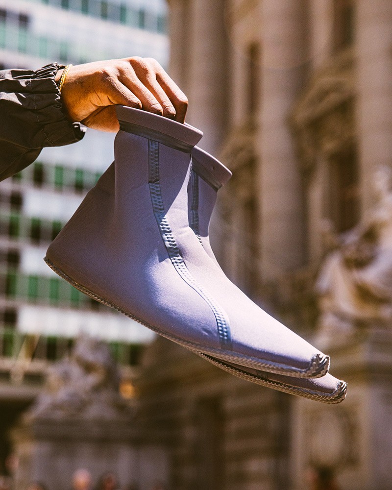 Yeezy,Scuba Boots,上脚  Yeezy 巫师靴要发售了?这鞋上脚太难驾驭了吧! Yeezy,Scuba Boots,上脚  Yeezy 巫师靴要发售了?这鞋上脚太难驾驭了吧!