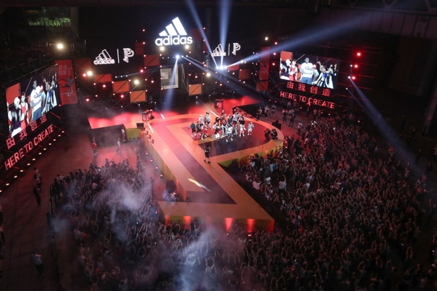 adidas,adidas,博格巴,明星 除了唱、跳、Rap 和足球,博格巴中国行还带来了大力神杯! adidas,adidas,博格巴,明星 除了唱、跳、Rap 和足球,博格巴中国行还带来了大力神杯!