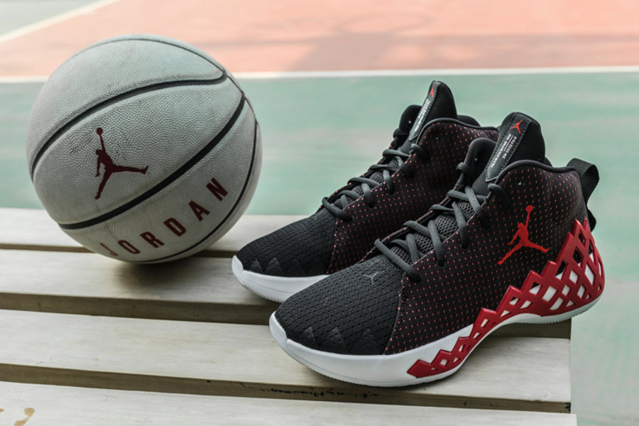 Jordan,Diamond,开箱,上脚 传奇设计师 Tinker 设计!Jordan 全新实战鞋本周登场 Jordan,Diamond,开箱,上脚 传奇设计师 Tinker 设计!Jordan 全新实战鞋本周登场