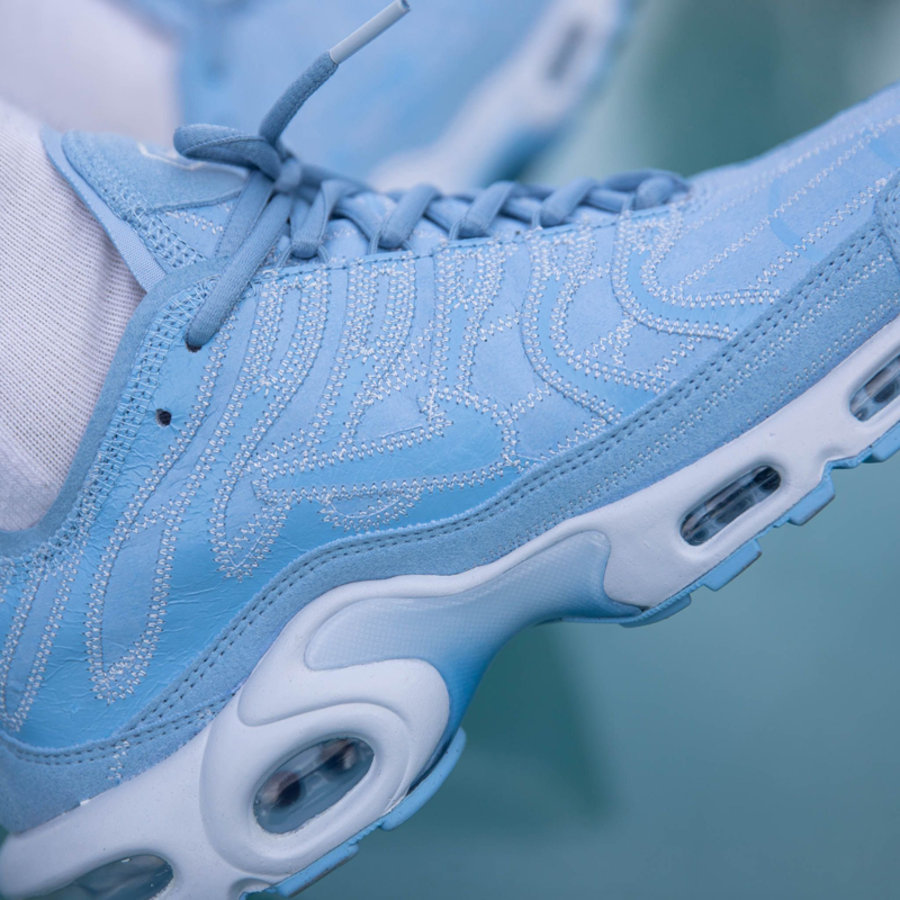 Air Max Plus,Nike,发售,CD0882-40 神似上海万花筒!Air Max Plus 全新配色上脚图来了 Air Max Plus,Nike,发售,CD0882-40 神似上海万花筒!Air Max Plus 全新配色上脚图来了