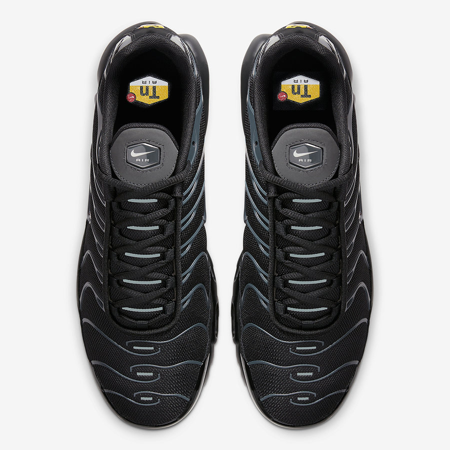 Nike,Air Max Plus,852630-042,发 超酷暗黑造型!Nike Air Max Plus 全新配色即将发售 Nike,Air Max Plus,852630-042,发 超酷暗黑造型!Nike Air Max Plus 全新配色即将发售