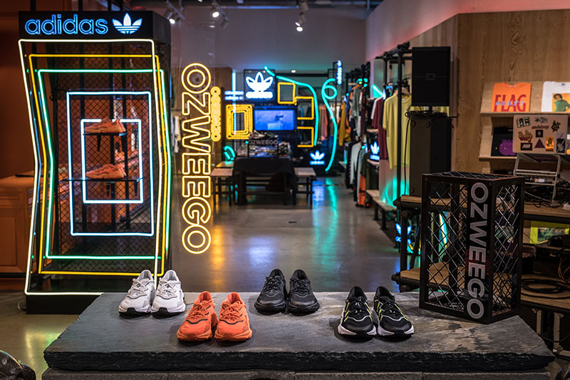 adidas Originals,Ozweego 时髦又好玩!adidas Originals 复古新品 Ozweego 现已发售! adidas Originals,Ozweego 时髦又好玩!adidas Originals 复古新品 Ozweego 现已发售!