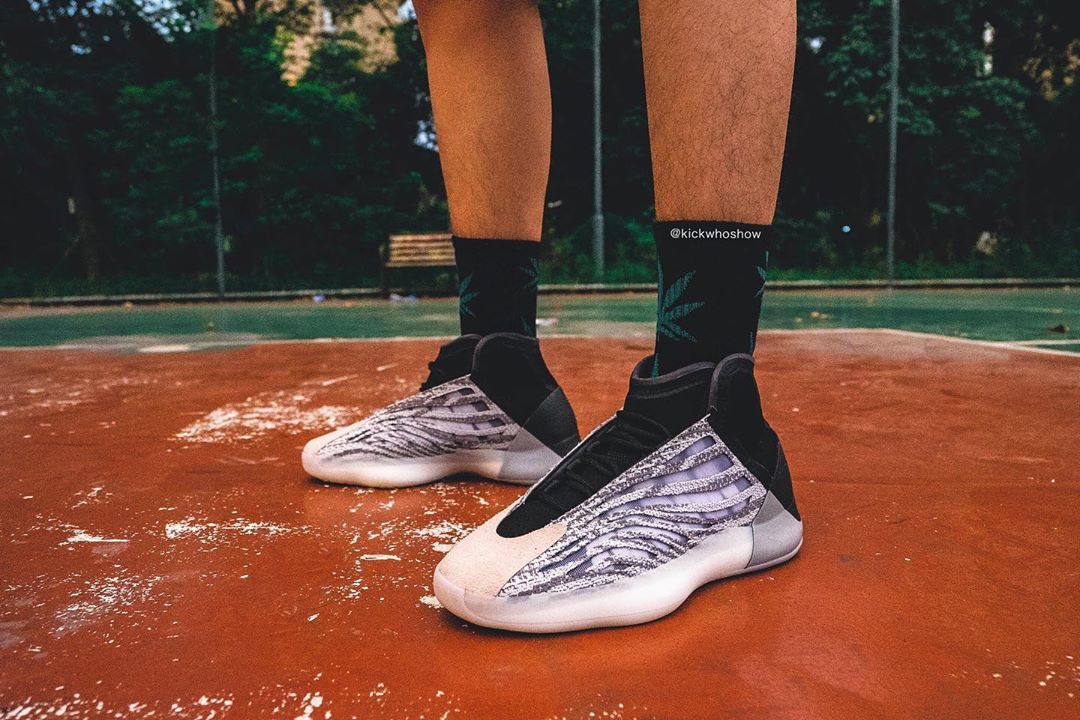 adidas,Yeezy,篮球鞋,上脚 别等了,Yeezy 篮球鞋明年才会发售!看完上脚图真香! adidas,Yeezy,篮球鞋,上脚 别等了,Yeezy 篮球鞋明年才会发售!看完上脚图真香!