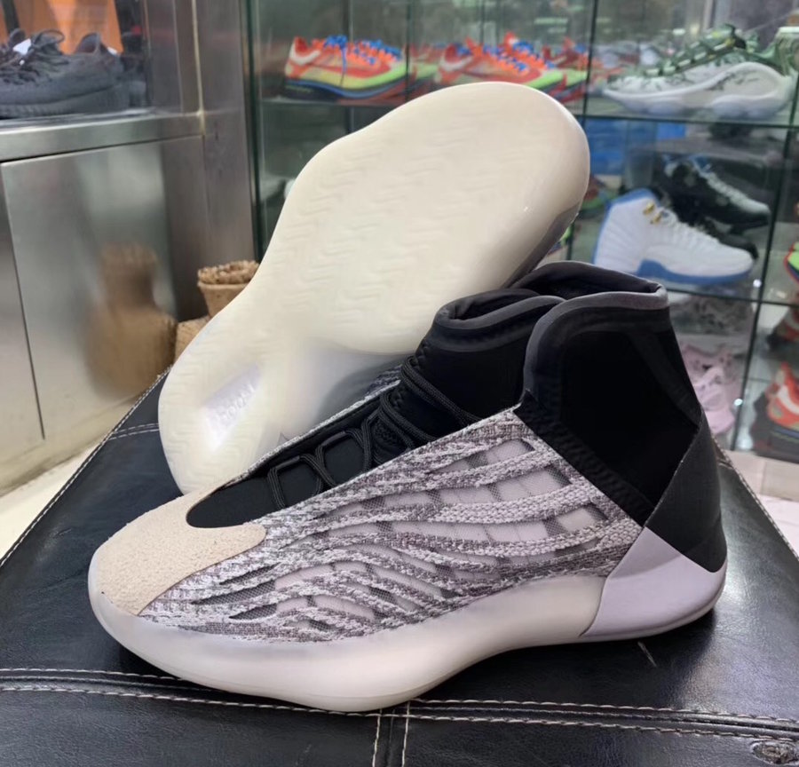 Yeezy,EG1535 这才是侧透系列!Yeezy 篮球鞋明年发售,你看顺眼了么? Yeezy,EG1535 这才是侧透系列!Yeezy 篮球鞋明年发售,你看顺眼了么?