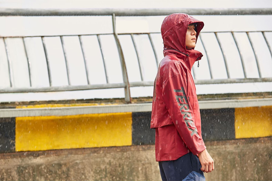 adidas,TERREX,MYSHELTER 雨中穿行神器!这件 adidasTERREX 机能夹克现在买,正合适! adidas,TERREX,MYSHELTER 雨中穿行神器!这件 adidasTERREX 机能夹克现在买,正合适!