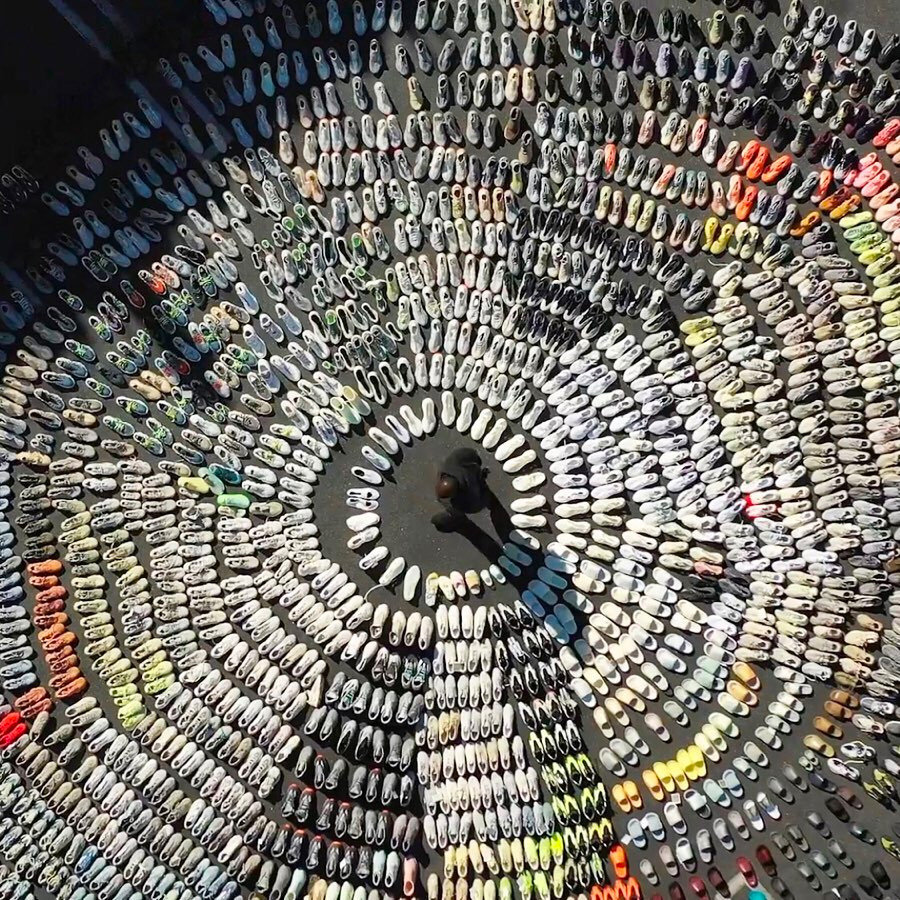 adidas,Yeezy,侃爷,明星 侃爷成为年收入最高的说唱歌手!你做了多少贡献? adidas,Yeezy,侃爷,明星 侃爷成为年收入最高的说唱歌手!你做了多少贡献?