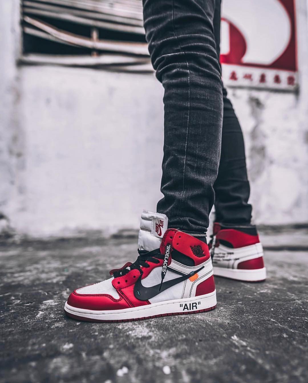 Nike,adidas,Yeezy,OFF-WHITE OFF-WHITE x AJ1 暴跌两万!跟风冲这些鞋的人,现在都后悔了! Nike,adidas,Yeezy,OFF-WHITE OFF-WHITE x AJ1 暴跌两万!跟风冲这些鞋的人,现在都后悔了!