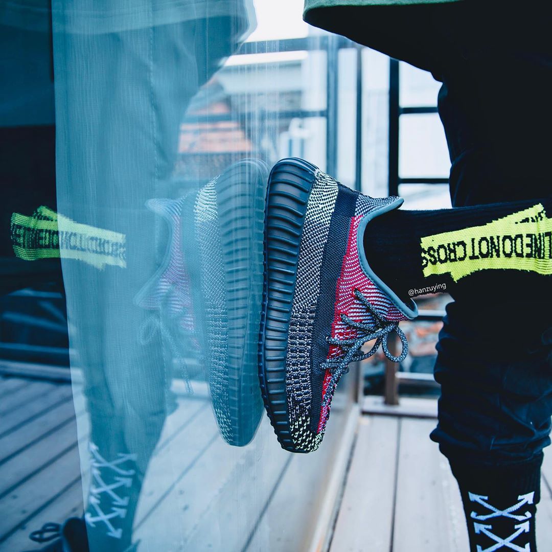 adidas,Yeezy,Yeezy Boost 350 V 年底的两双满天星 Yeezy 350 V2 上脚曝光!还有夜光效果! adidas,Yeezy,Yeezy Boost 350 V 年底的两双满天星 Yeezy 350 V2 上脚曝光!还有夜光效果!