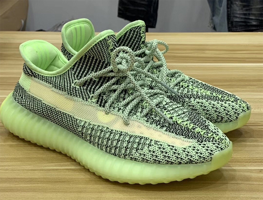 Yeezy 350,Yeezy 都说年底这两双 Yeezy 350 丑,但估计还是会「真香」... Yeezy 350,Yeezy 都说年底这两双 Yeezy 350 丑,但估计还是会「真香」...