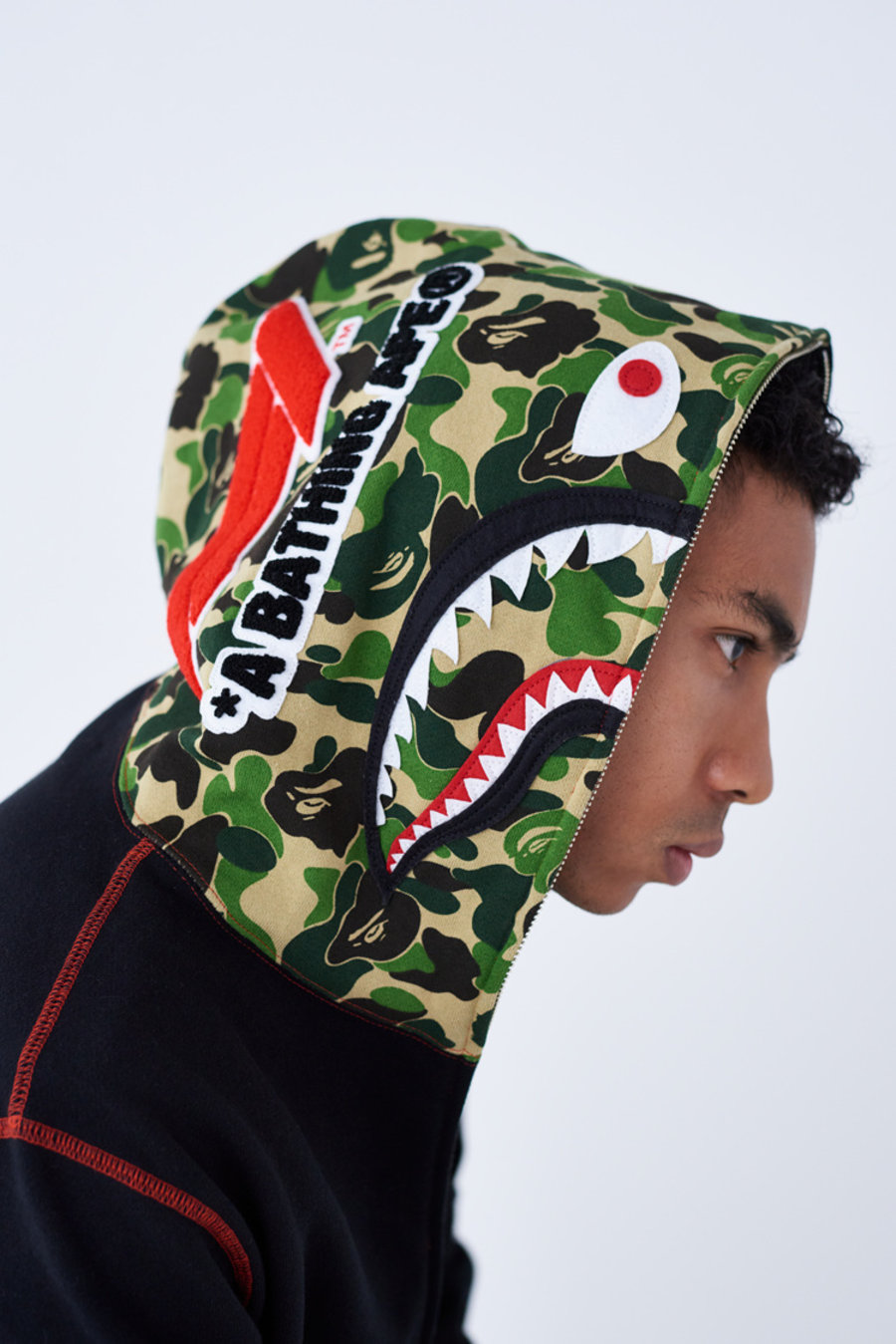 BAPE®,F1® 速度与激情!BAPE® 再度携手 F1® 打造全新联名系列! BAPE®,F1® 速度与激情!BAPE® 再度携手 F1® 打造全新联名系列!