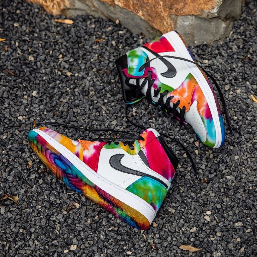 Air Jordan 1,aj1,定制 扎染鞋面 + 水晶外底!这双 Air Jordan 1 你肯定没见过! Air Jordan 1,aj1,定制 扎染鞋面 + 水晶外底!这双 Air Jordan 1 你肯定没见过!