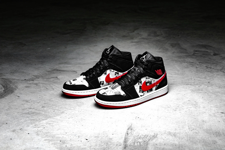 AJ,AJ1,Air Jordan 1 Mid SE,852 将报纸印在球鞋上!Air Jordan 1 Mid 全新配色现已发售! AJ,AJ1,Air Jordan 1 Mid SE,852 将报纸印在球鞋上!Air Jordan 1 Mid 全新配色现已发售!