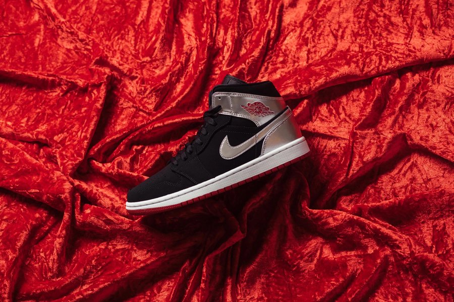 AJ1,Mid,Johnny Kilroy,554724-0 源自 7 年前的特殊配色!AJ1 Mid “Johnny Kilroy” 现已发售! AJ1,Mid,Johnny Kilroy,554724-0 源自 7 年前的特殊配色!AJ1 Mid “Johnny Kilroy” 现已发售!