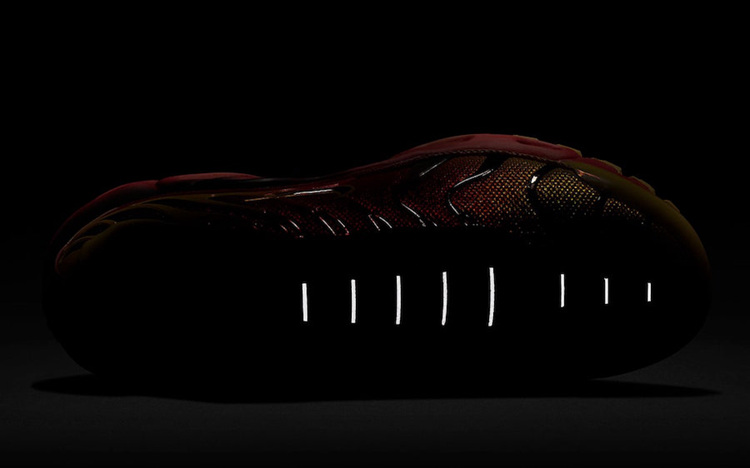 Nike,Air Max Plus GS,CT0962-70 亮眼 3M 反光线条!全新 Air Max Plus 套装即将发售! Nike,Air Max Plus GS,CT0962-70 亮眼 3M 反光线条!全新 Air Max Plus 套装即将发售!